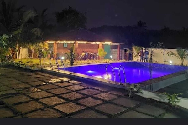 Piscina a l'aire lliure