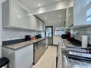 Maison mitoyenne Confort, 3 chambres, cuisine, vue jardin | Cuisine privée | Grille-pain