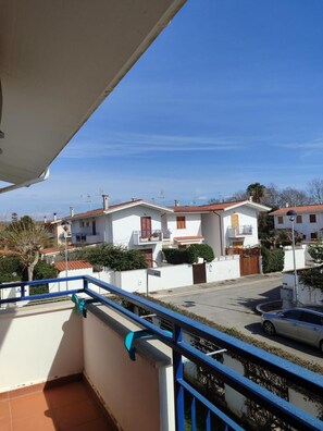 Huis, 2 slaapkamers, roken, balkon | Balkon