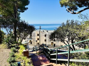 Property grounds - CORSARIO. Apartamento con Terraza a 1 min de la Playa de Almadrava (Roses)