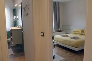 2 Schlafzimmer, Reisekinderbett, kostenloses WLAN, Bettwäsche
