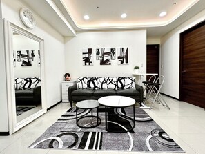 Smart-TV, Tischtennisplatte