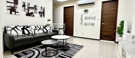 TV connectée, table de tennis de table