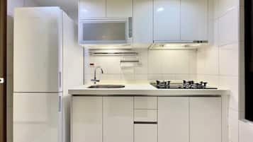 Microwave, oven, stovetop, electric kettle