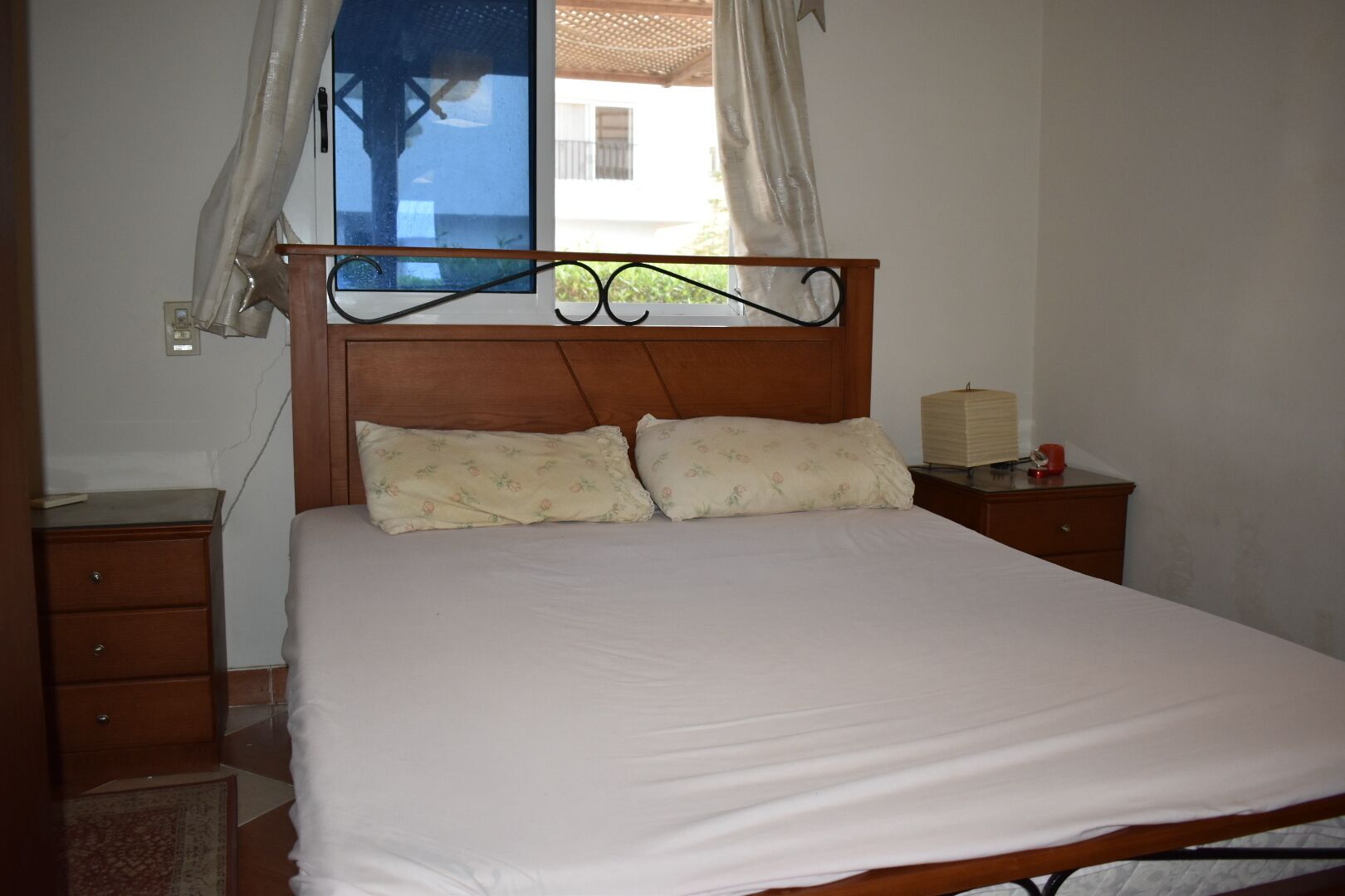 3 soverom, safe på rommet, skrivebord og strykejern/-brett