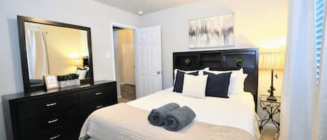 4 bedrooms, desk, iron/ironing board, free WiFi