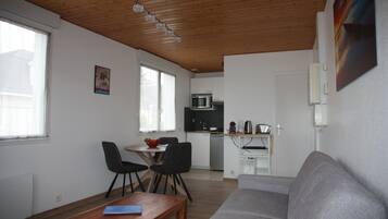 Apartamento Confort, 1 habitación, no fumadores, cocina básica | Comedor