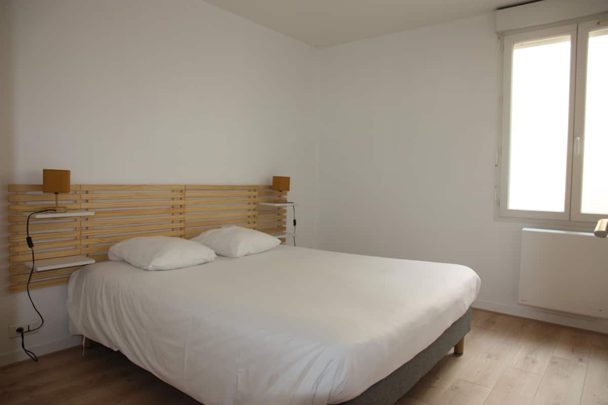 Departamento superior, 2 habitaciones, para no fumadores, cocina | 2 habitaciones, ropa de cama de alta calidad y muebles diferentes