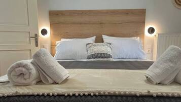 1 bedroom, soundproofing