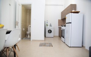 4 bedrooms - Aimou Studio's & Apartment's (Piraeus)