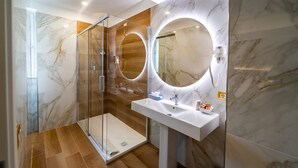 Ảnh chưa phân loại, 3 trong số 16 ảnh, nút