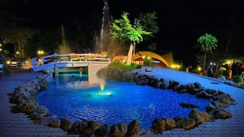 Piscine couverte