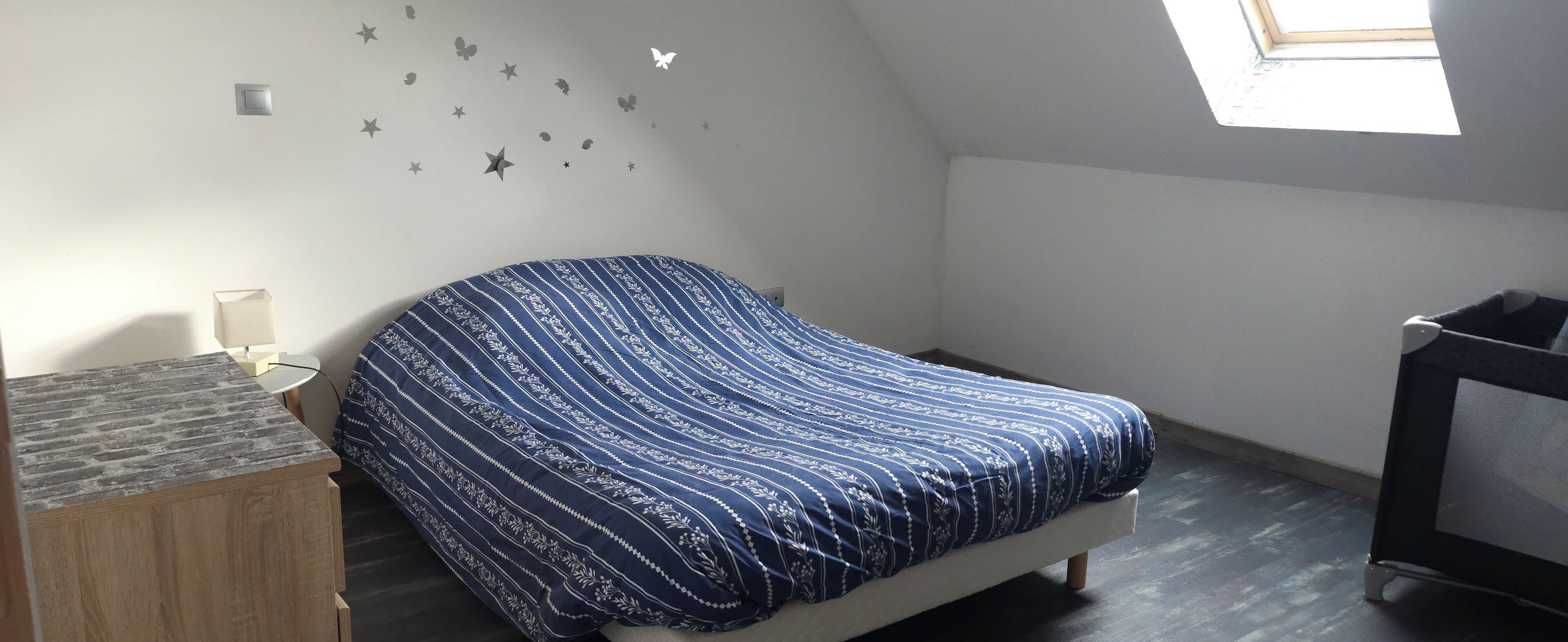 6 bedrooms, iron/ironing board, travel crib, free WiFi