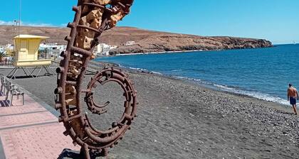 Vacation apartment LUGAR CON ALMA, Tarajalejo, balcony, air conditioning, fast WiFi