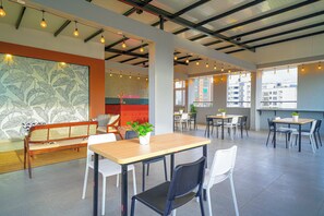 Rooftop terrace - Olive Hotel Hoodi by Embassy Group (Bengaluru)