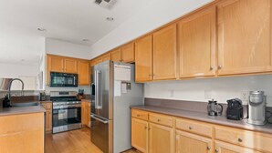 Unclassified image, 3 of 34, button - Sweet Serenity 3 Bed Home (Encinitas)