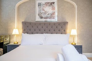 Villa | 8 bedrooms, iron/ironing board, free WiFi, bed sheets - Bannerdale Villa Retreat (Sheffield)