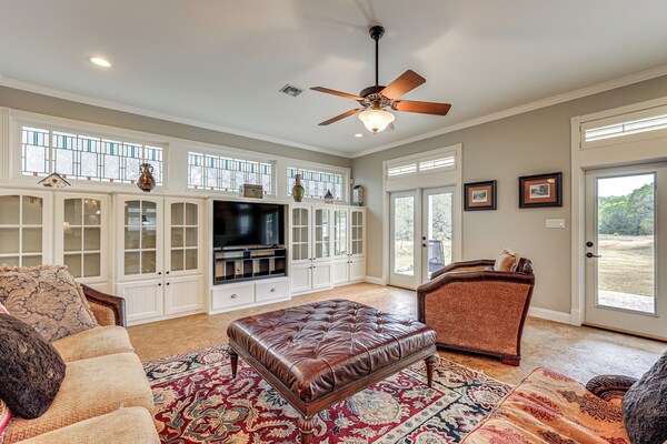 Near Golfing & Parks: Serene San Antonio Home - San Antonio, TX