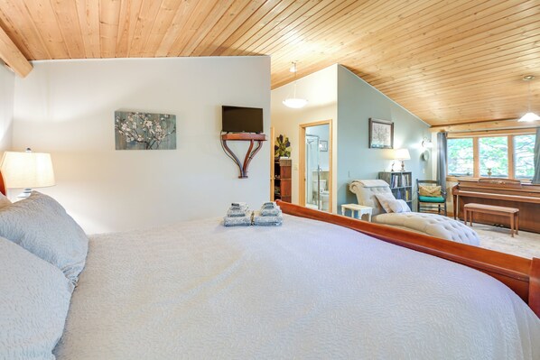 House (4 Bedrooms) | Interior - 1 Mi to Acadia: Home Near Downtown Bar Harbor! (Bar Harbor)