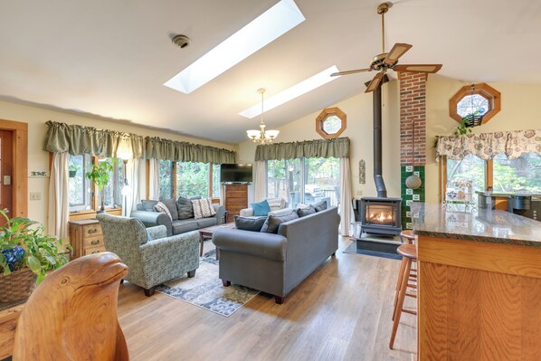 House (4 Bedrooms) | Interior - 1 Mi to Acadia: Home Near Downtown Bar Harbor! (Bar Harbor)