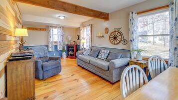 Cottage (2 Bedrooms) | Interior