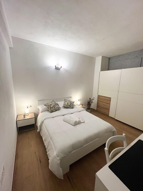 1 quarto, ferros/tábuas de passar roupa, Wi-Fi, roupa de cama