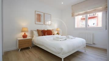 2 dormitorios, tabla de planchar con plancha, wifi y ropa de cama