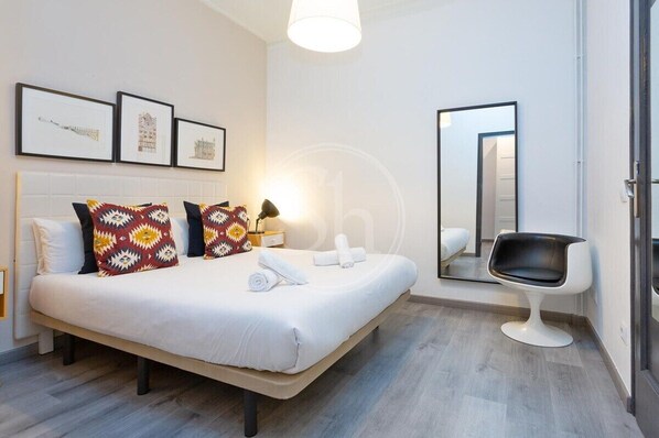 2 chambres, fer et planche à repasser, Wi-Fi