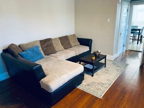 TV, offices - Pet-Friendly 1BR Apartment (St. Louis)