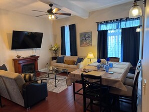 Smart TV, DVD player, books, offices