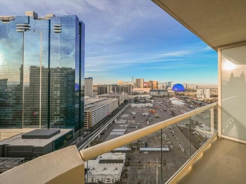 Two Bedroom | SPHERE View | Balcony