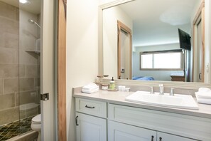 Townhome, 4 Bedrooms | Bathroom - 770 Potato Patch 4 Bedroom Townhouse (Vail)