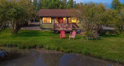 Cozy Cabin Retreat With Scenic Views 2 Bedroom Cabin