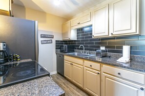 Condo, 2 Bedrooms | Private kitchen | Fridge, oven, coffee/tea maker, toaster - E108 W Beaver Creek Blvd 2 Bedroom Condo (Avon)