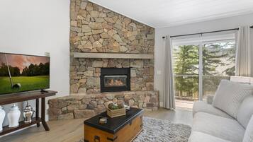 Townhome, 4 Bedrooms | Living area | Smart TV