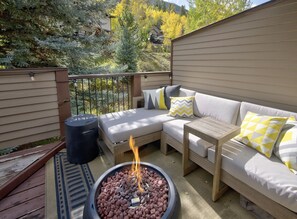 Appart'hôtel, 3 chambres | Terrasse/Patio