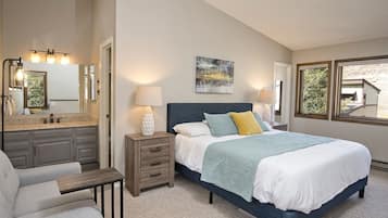 3 habitaciones y espacio para trabajar con laptop