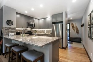 Condo, 2 Bedrooms | Private kitchen | Fridge, oven, coffee/tea maker, toaster