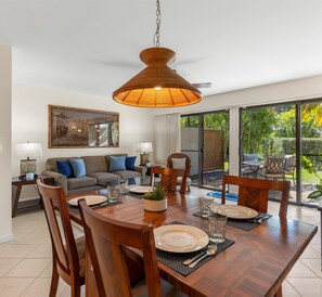 Condo, 1 Bedroom | Dining