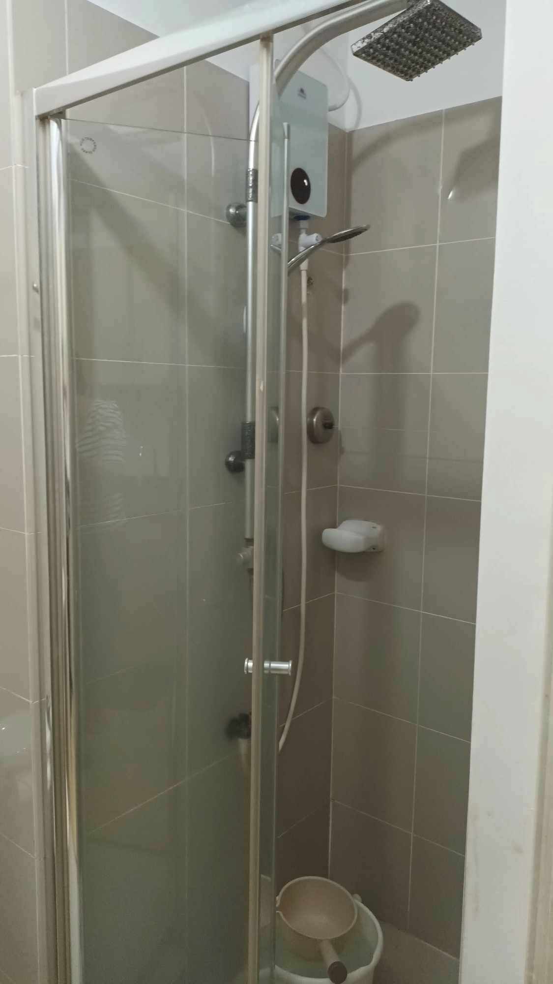 Shower, bidet, towels, soap