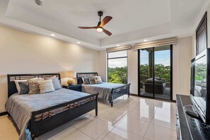 3 chambres, lit parapluie, Wi-Fi, draps fournis