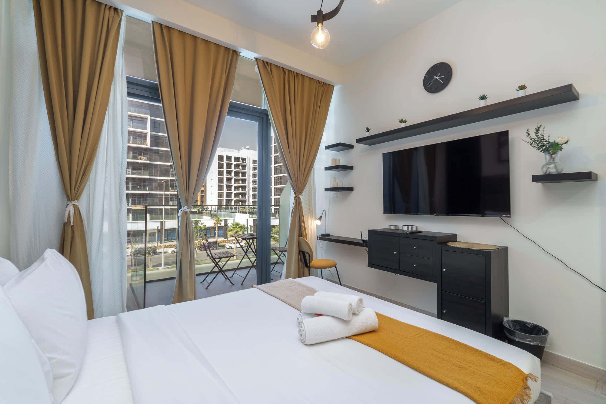 Iron/ironing board, WiFi