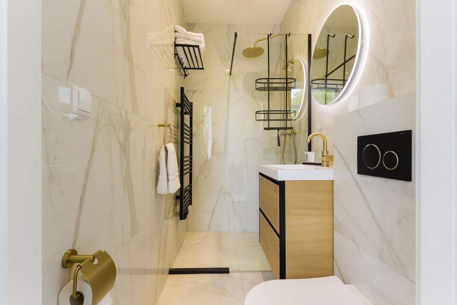 Studio Deluxe, balcon, vue sur le canal | Salle de bain