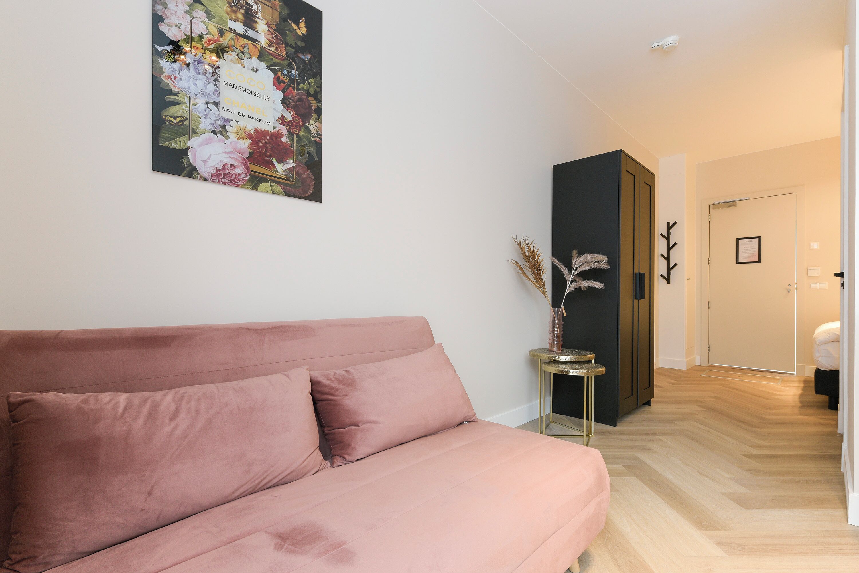 Standard-studio | Oleskelualue | Televisio