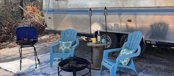 The Vintage Vue Airstream
