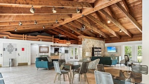 Lobby - J-156 -Updated, Designer Furnished, With Lake Views (Naples)