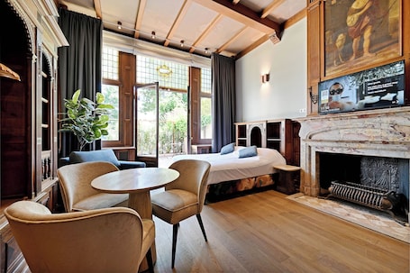 Wifi gratis y ropa de cama