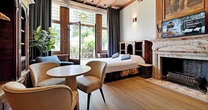 Novallure Nassau Residence