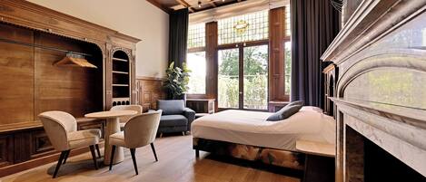 Wi-Fi gratuit, draps fournis