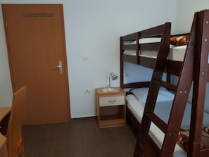 Classic Apartment, 2 Bedrooms, Ground Floor